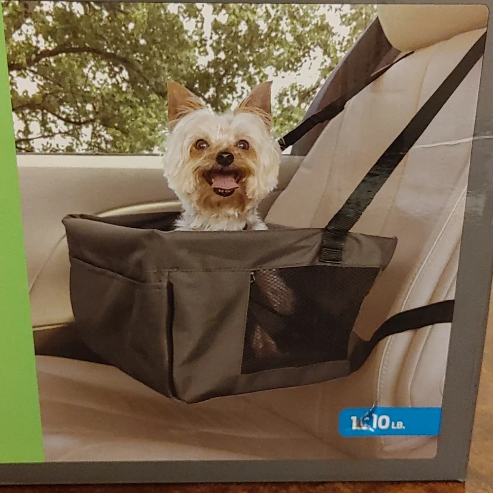 Premier Pet car pet booster seat. 1-10lbs. New.